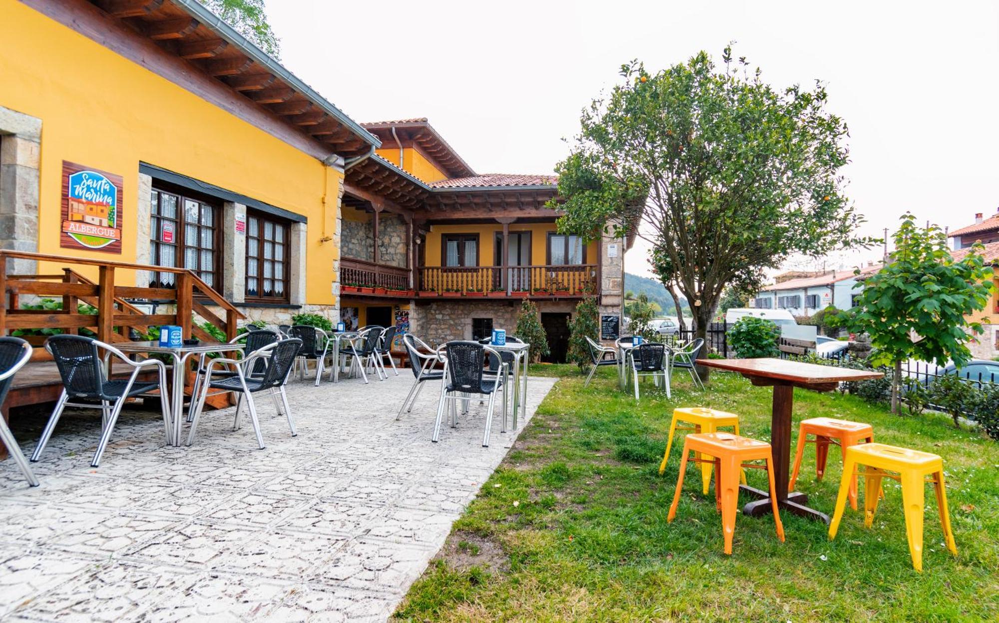 Albergue Santa Marina Buelna Екстериор снимка