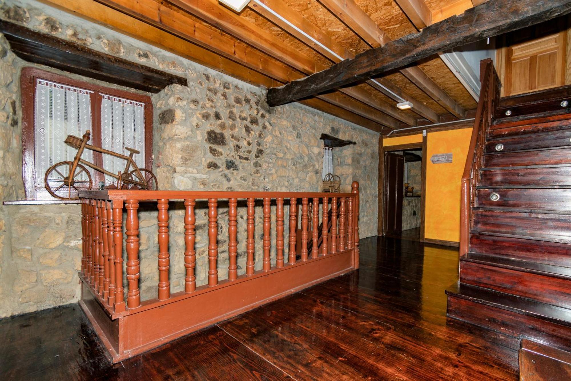Albergue Santa Marina Buelna Екстериор снимка