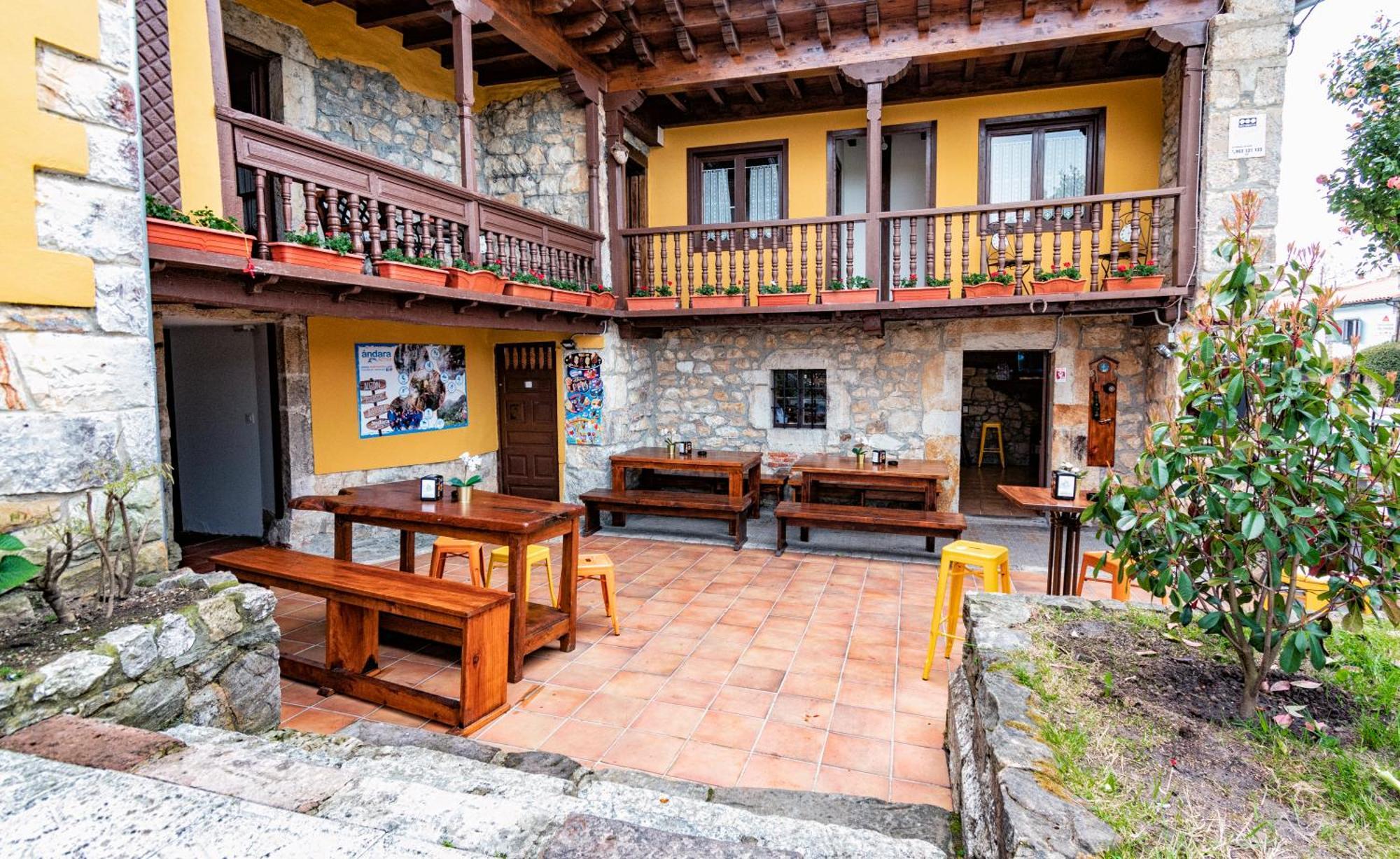 Albergue Santa Marina Buelna Екстериор снимка