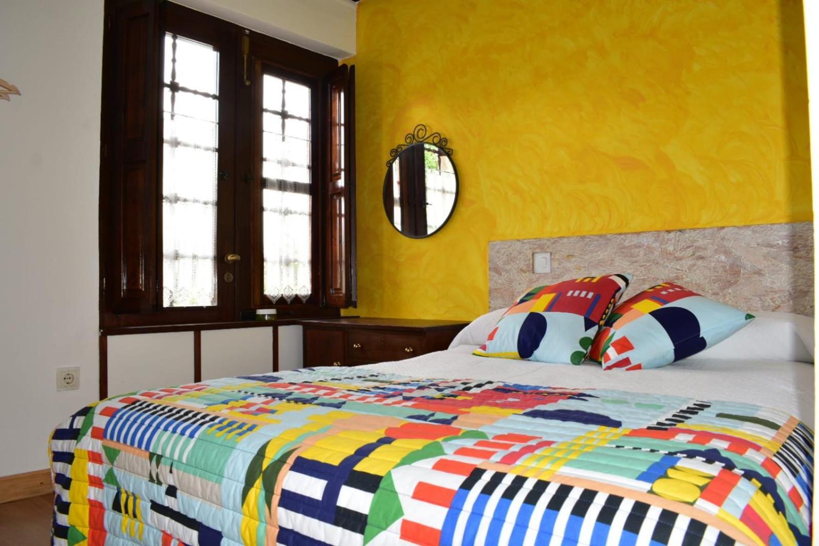 Albergue Santa Marina Buelna Екстериор снимка
