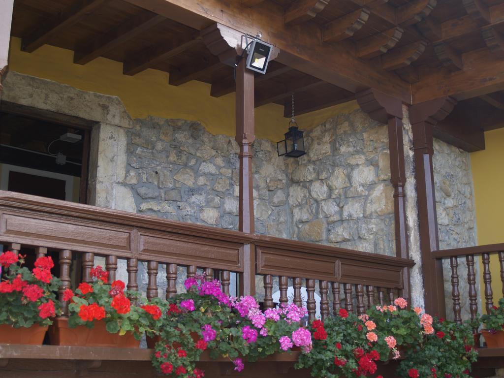 Albergue Santa Marina Buelna Екстериор снимка